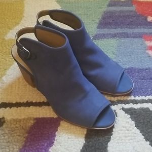 Lucky Brand Lisza Peep Toe open heel bootie